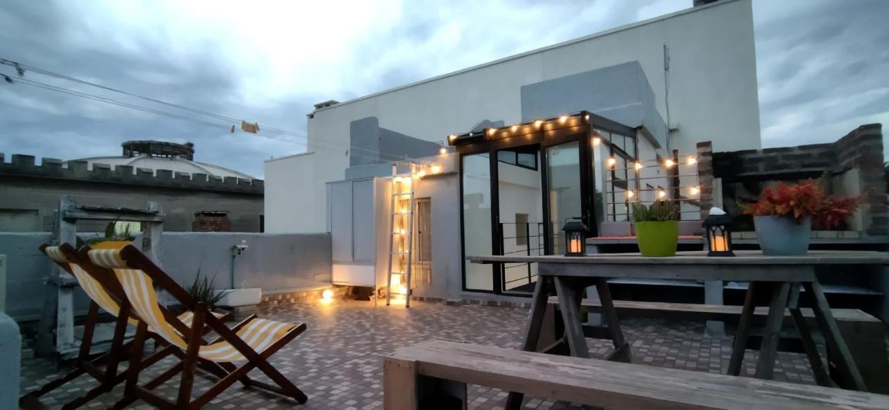 House With Large Terrace, Jacuzzi And Gated Parking For One Car Montevideu Exterior foto