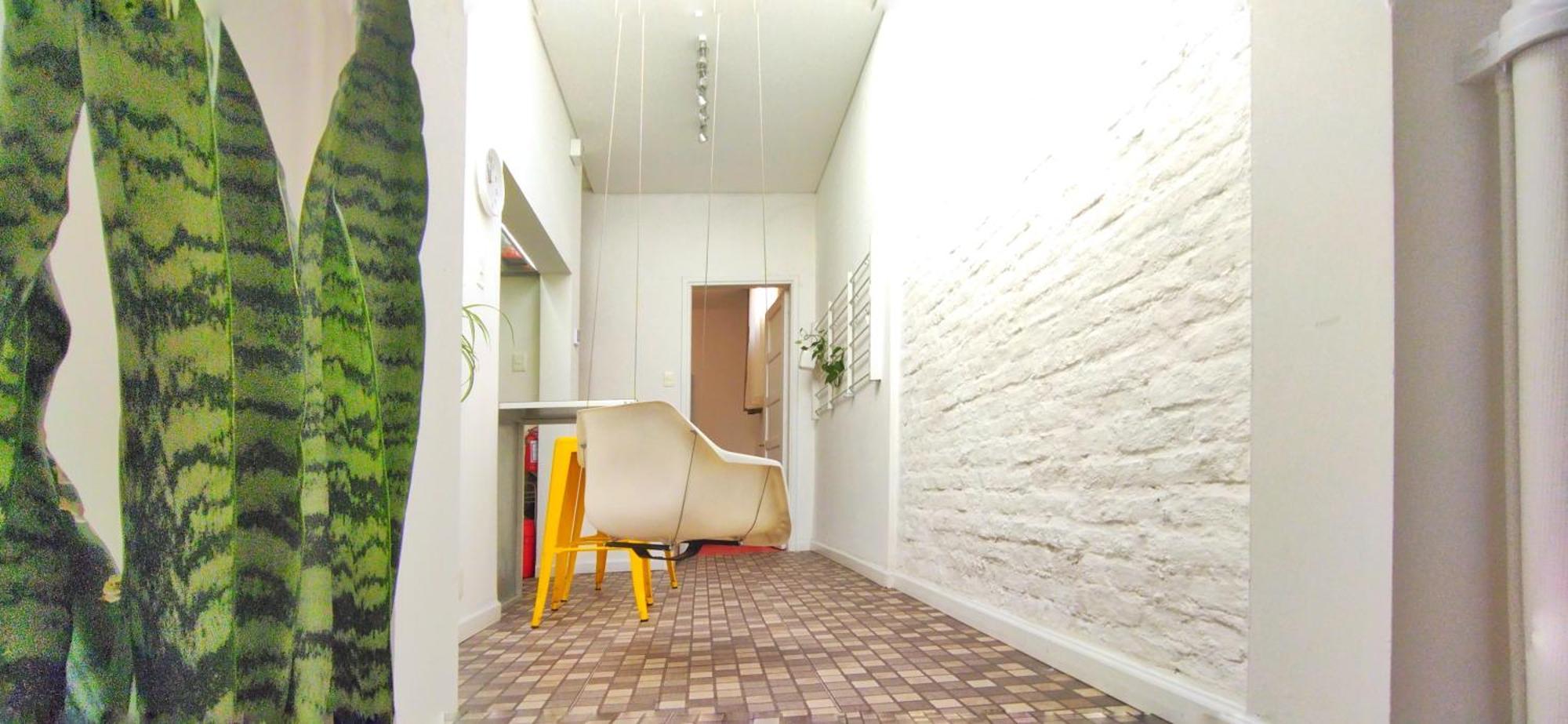 House With Large Terrace, Jacuzzi And Gated Parking For One Car Montevideu Exterior foto