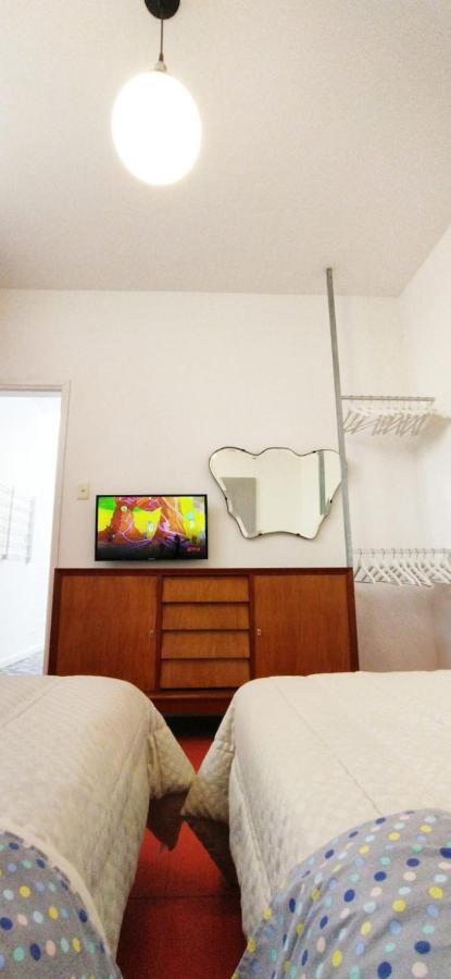 House With Large Terrace, Jacuzzi And Gated Parking For One Car Montevideu Exterior foto