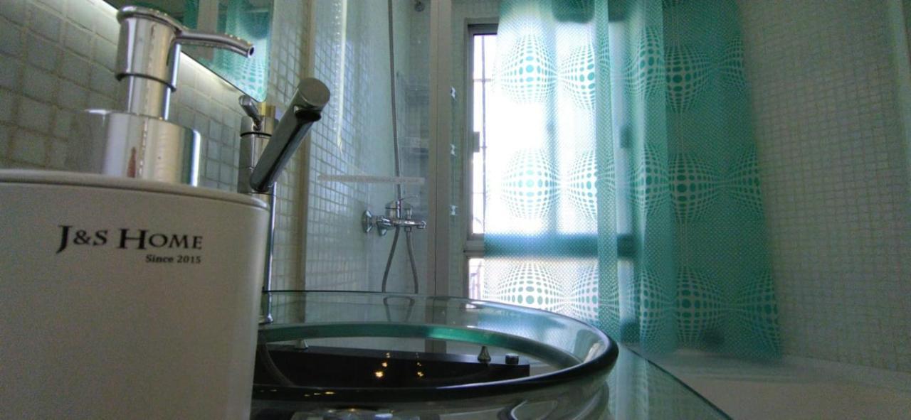 House With Large Terrace, Jacuzzi And Gated Parking For One Car Montevideu Exterior foto