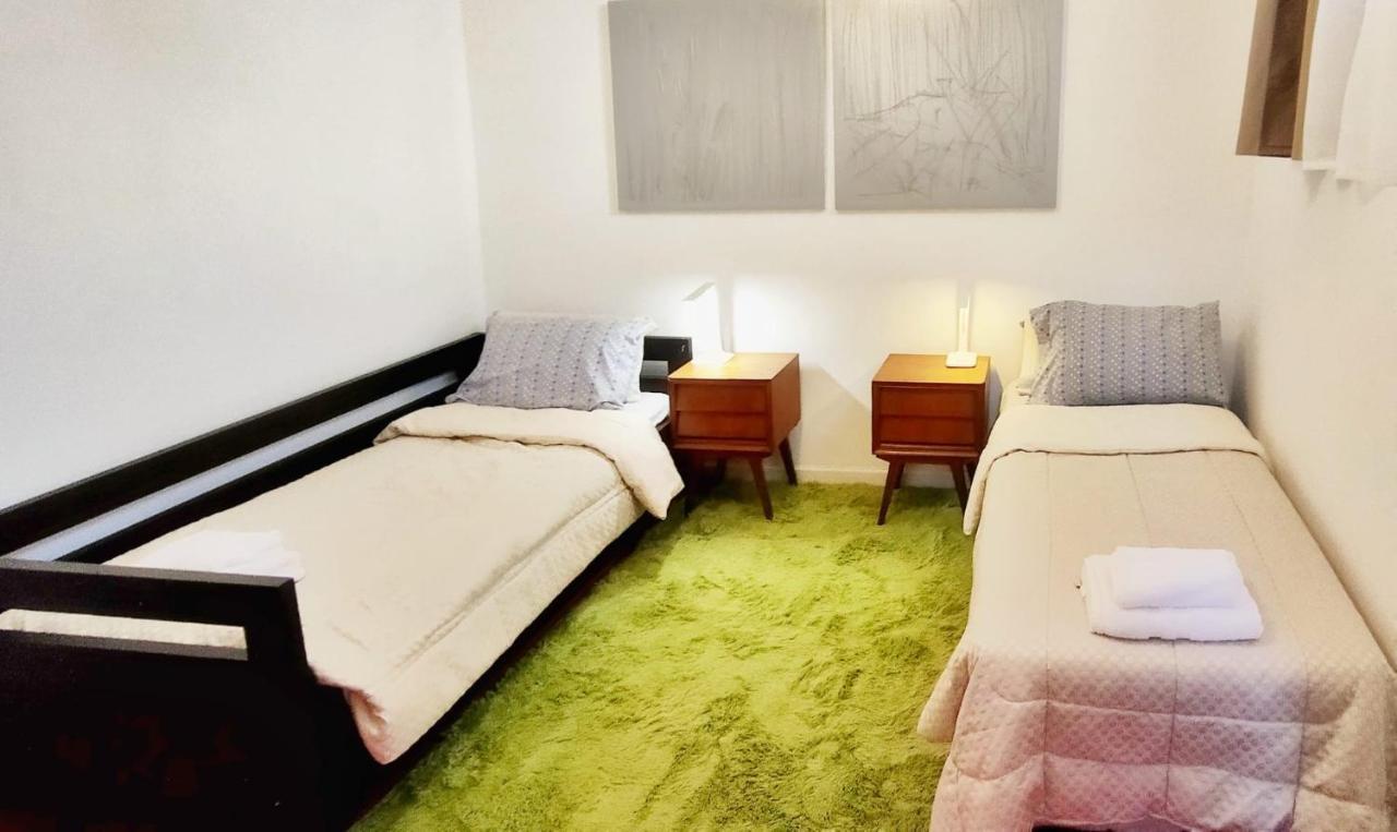 House With Large Terrace, Jacuzzi And Gated Parking For One Car Montevideu Exterior foto